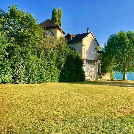 Maison Mathilde Avec Plage Privee. Holiday home Talloires