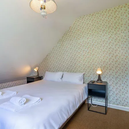 Maison Mathilde Avec Plage Privee. Holiday home Talloires
